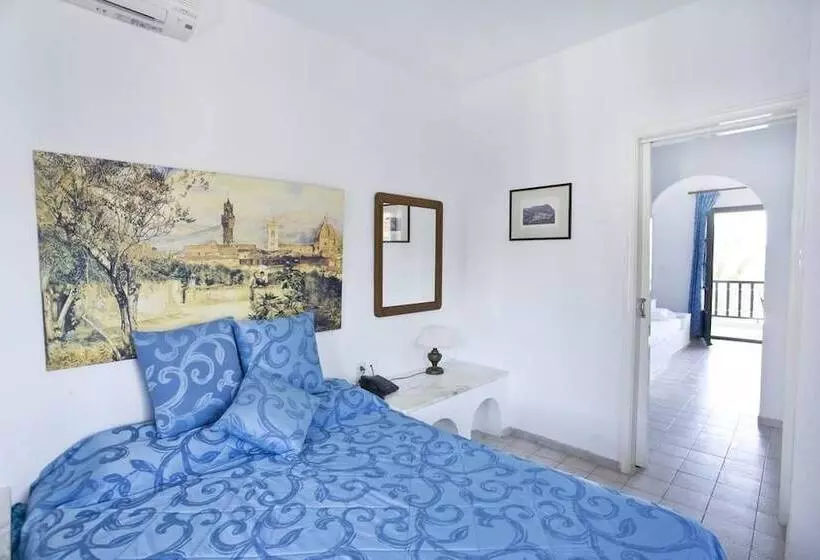 Perhehuone, Assa Maris Beach