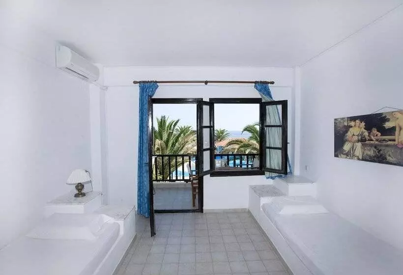 Perhehuone, Assa Maris Beach