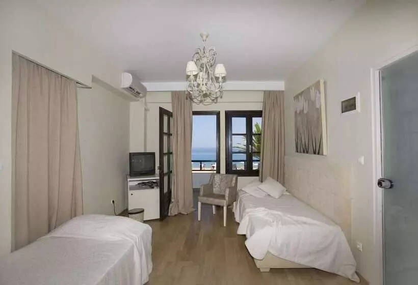 Juniorsviitti Merinäkymä, Assa Maris Beach