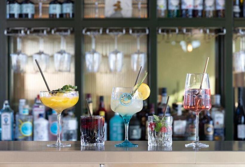 스탠다드 스튜디오, Basecamp Hotel Dortmund