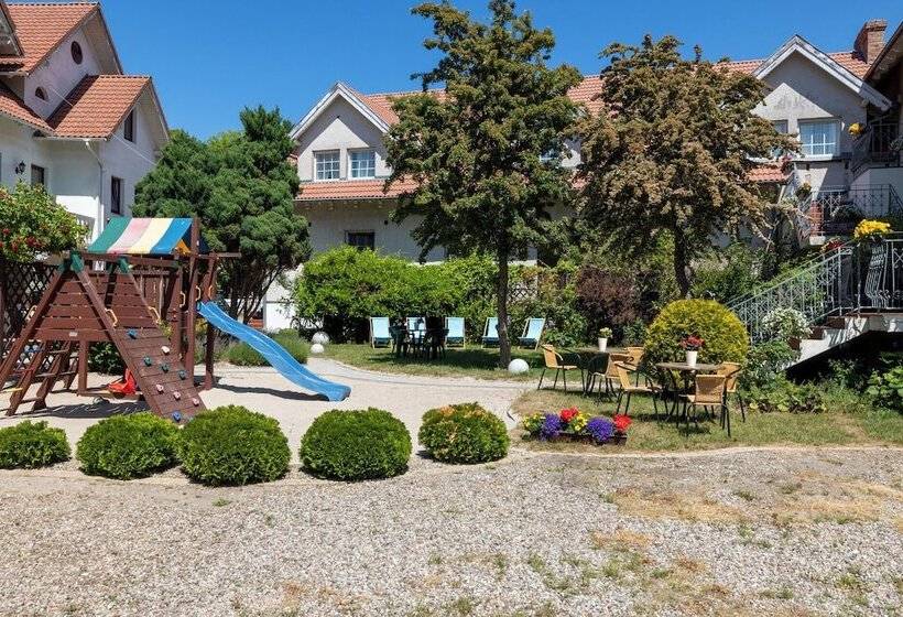 غرفة قياسية ثلاثية, Bałtyk Resort