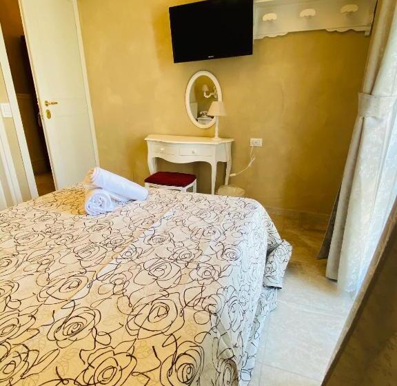 اتاق استاندارد یک نفره, Boutique Hotel Calais Milano