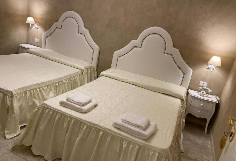 اتاق استاندارد سه نفره, Boutique Hotel Calais Milano