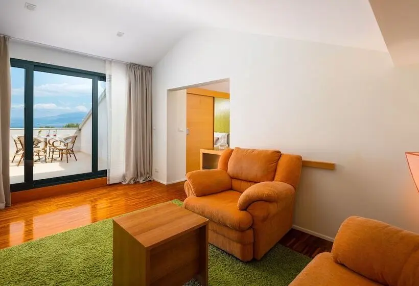 メゾネットスイート, Aminess Vival Velaris Resort