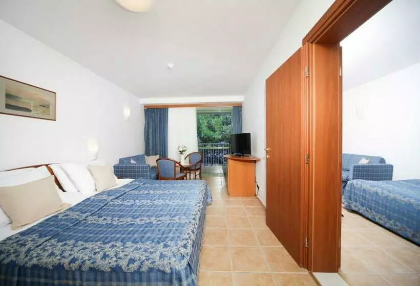 ファミリールーム, Bluesun Hotel Marina
