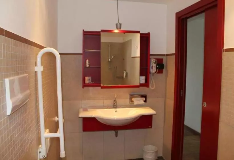اتاق استاندارد برای معلولان, Cascina Scova Resort