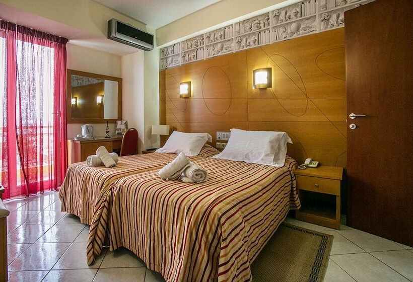 스탠다드 전망 룸, Life