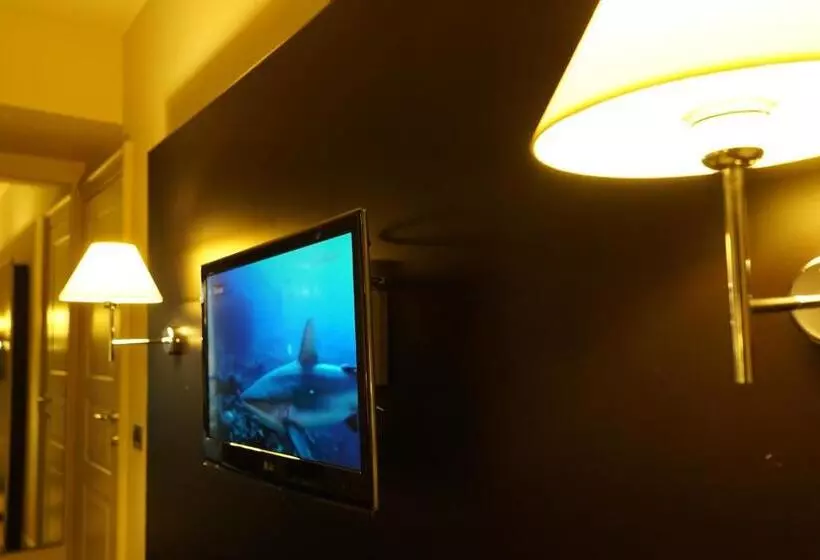 スタンダードルーム, Cremona Palace