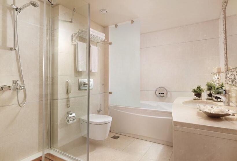 סוויטה, Divani Escape