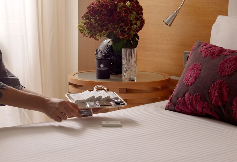 סוויטה, Divani Escape