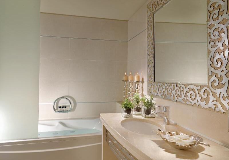 חדר סופריור, Divani Escape