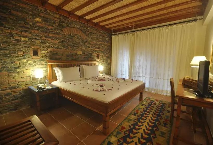 سوییت با چشم‌انداز باغ, El Vino Hotel & Suites