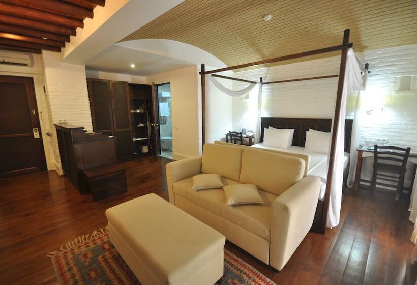 コンフォートルーム, El Vino Hotel & Suites