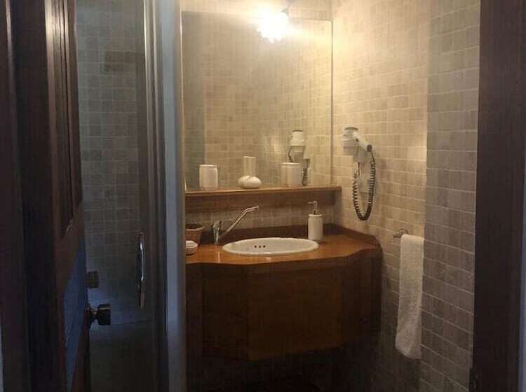 デラックススイート, El Vino Hotel & Suites