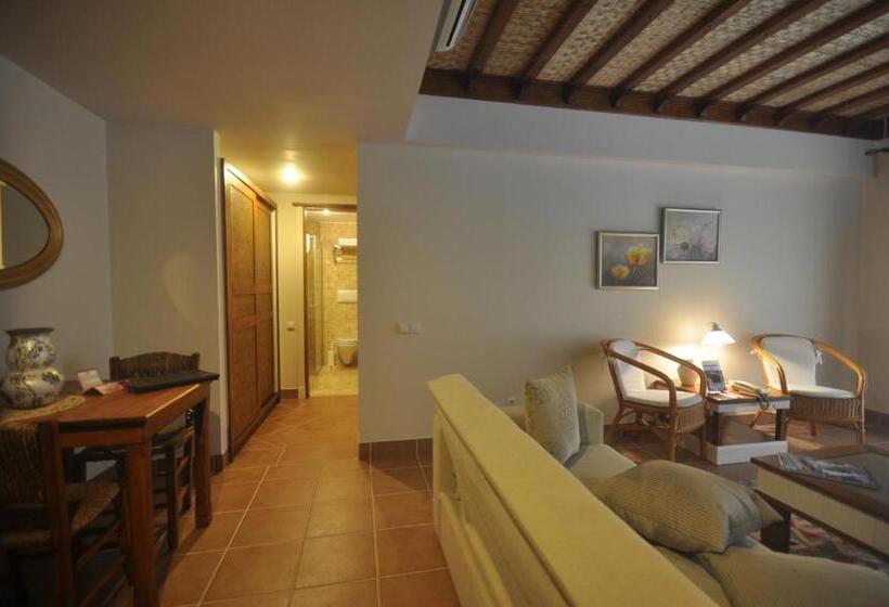 ガーデンビュースイート, El Vino Hotel & Suites