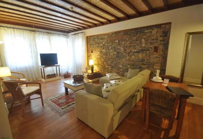 سوییت, El Vino Hotel & Suites