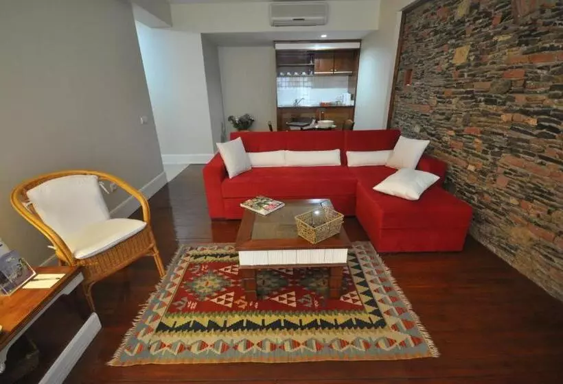 سوییت, El Vino Hotel & Suites