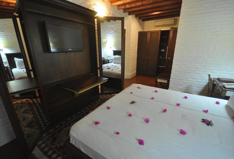 エコノミールーム, El Vino Hotel & Suites