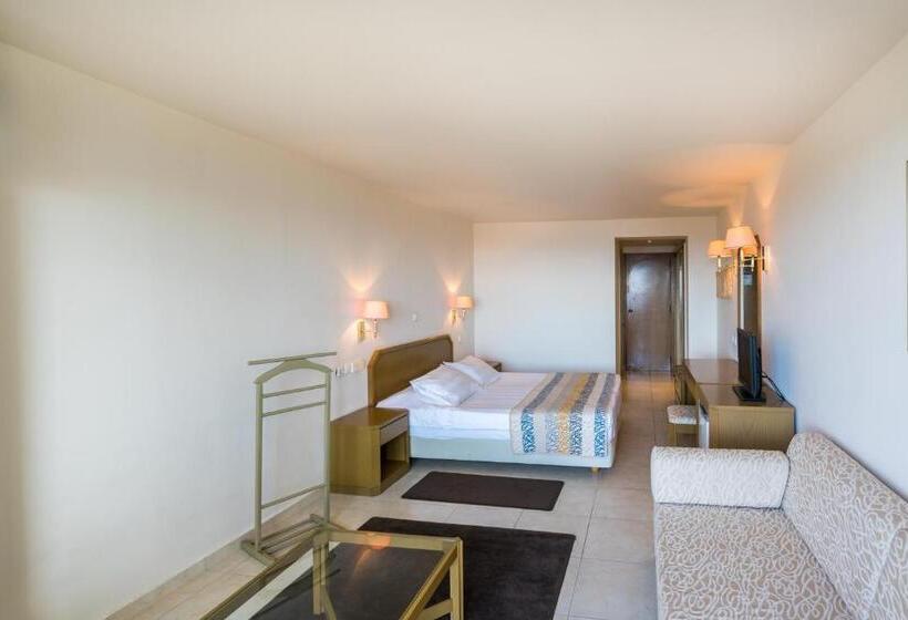 בקתה סטנדרטית עם נוף לים, Iberostar Waves Creta Panorama & Mare