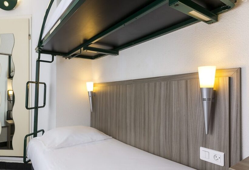 חדר סטנדרט לשלושה, Initial By Balladins Bethune