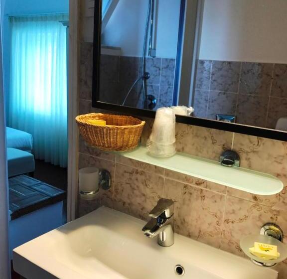 수피리어 룸 바다 전망, La Reginella Capri