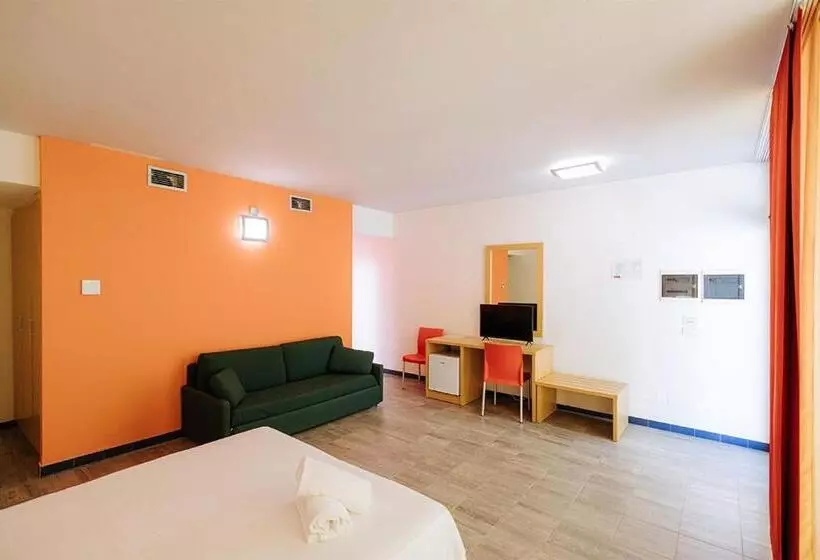 Comfort Kolmen Hengen Huone, Nicolaus Club Magna Grecia