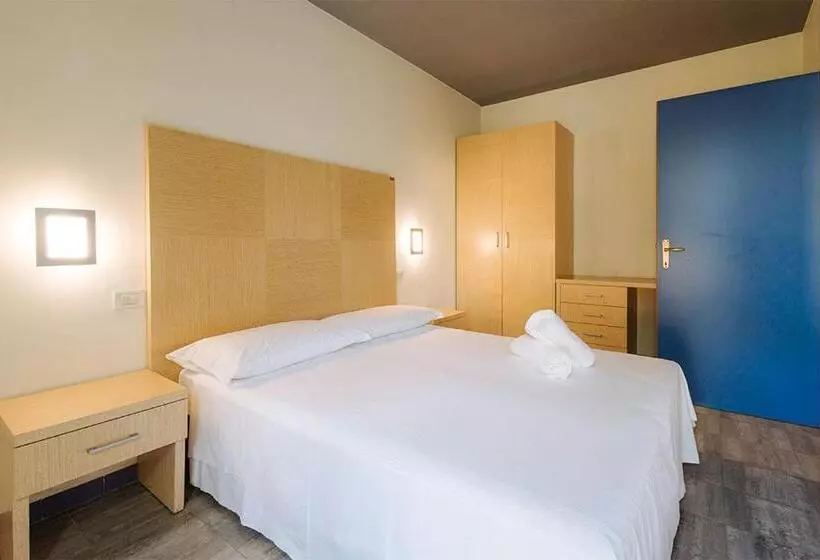 Superior-perhehuone, Nicolaus Club Magna Grecia