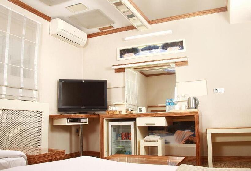 جناح إدارى, Oglakcioglu Park Boutique