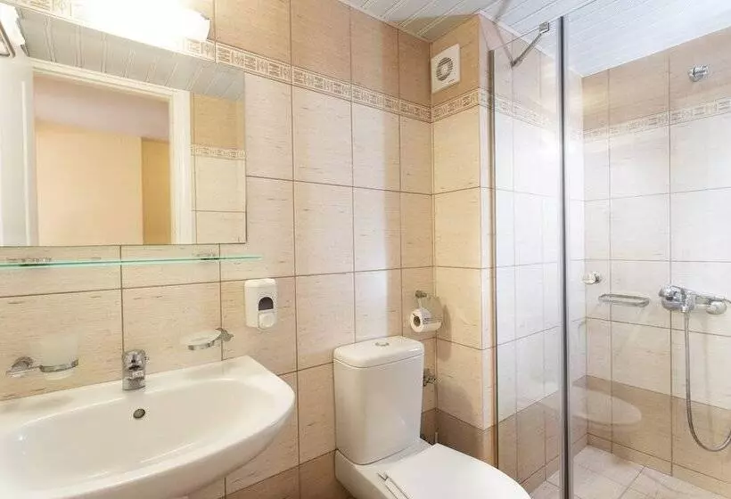 Standard Triple Room Sea View