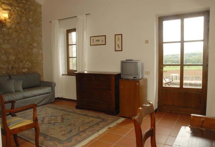 جناح جونيور, Relais Borgo Di Toiano