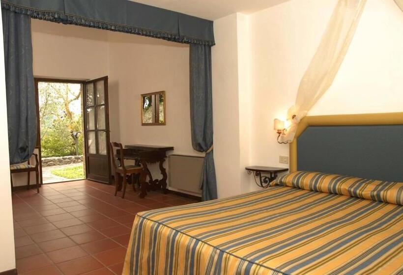 جناح جونيور, Relais Borgo Di Toiano