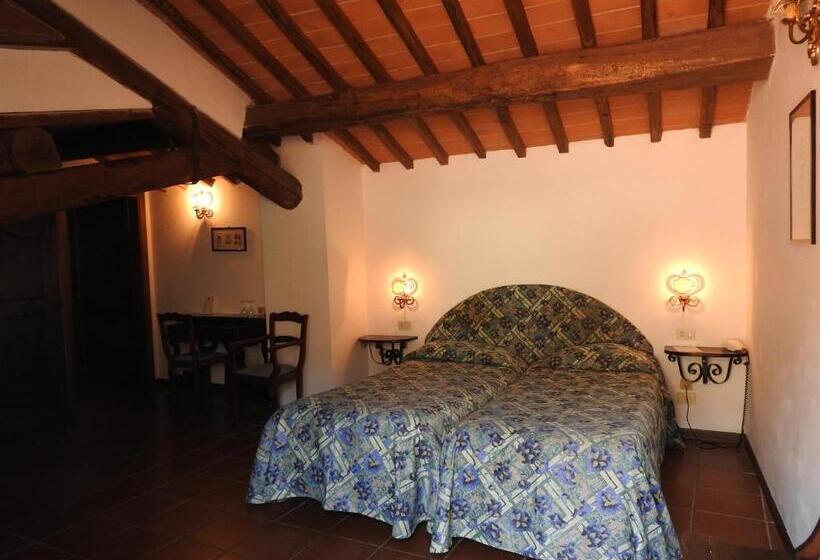 غرفة قياسية ثلاثية, Relais Borgo Di Toiano