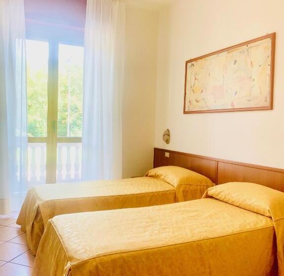 اتاق استاندارد, San Siro Fiera