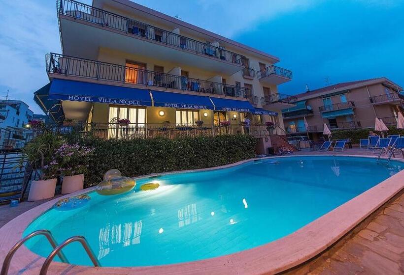 اتاق استاندارد, Hotel Villa Nicole