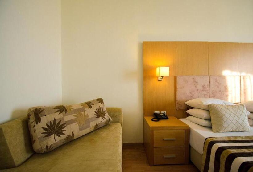 חדר סטנדרט, Village Mare