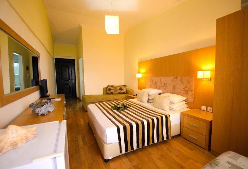 חדר סטנדרט לשלושה, Village Mare