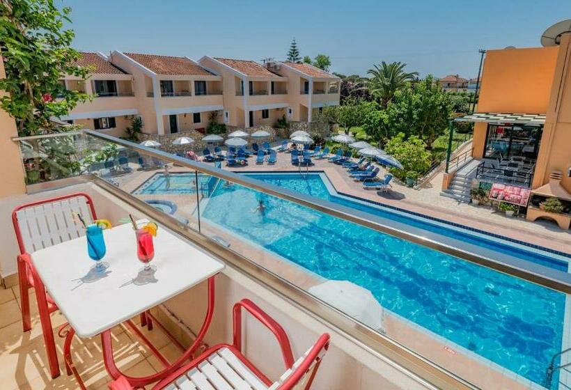 Standard Værelse, Oscar