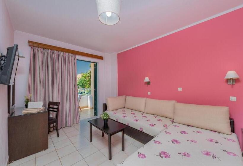 Familie Værelse, Oscar