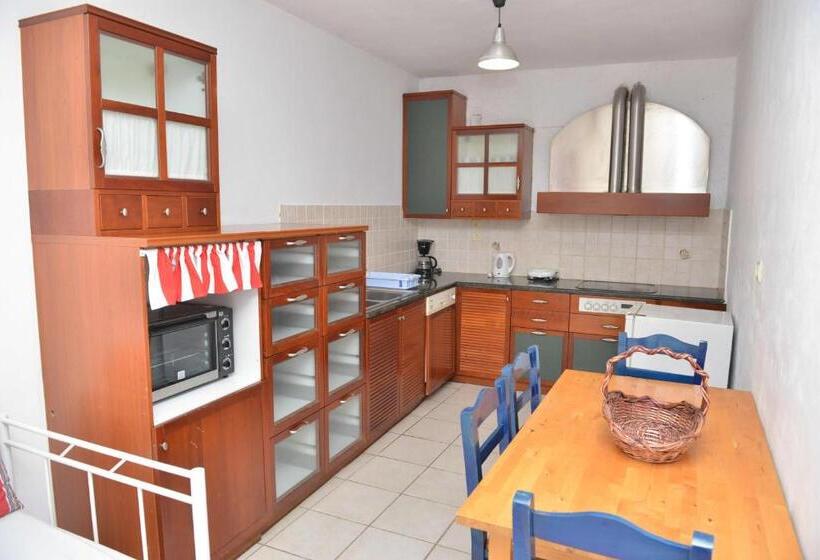 Апартаменты 2 спальни Вид на Бассейн, Paradisia Villas