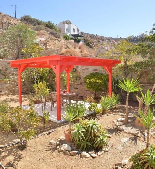 Семейный Номер Вид на Сад, Paradisia Villas