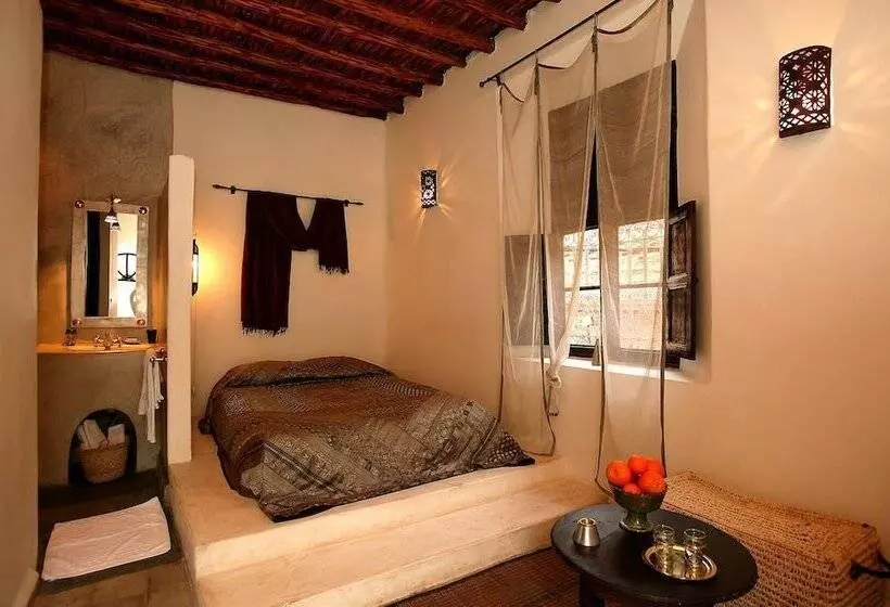 اتاق استاندارد سه نفره, Riad De Vincent