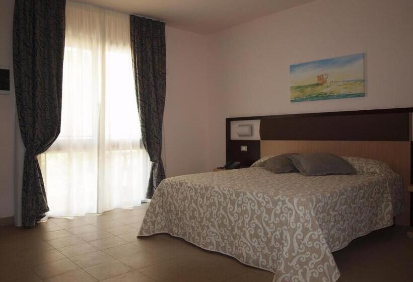 Номер Комфорт, Riva Marina Resort   Cdshotels