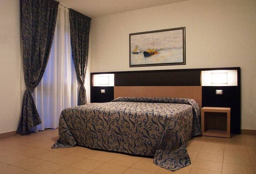 Трехместный Номер Комфорт, Riva Marina Resort   Cdshotels