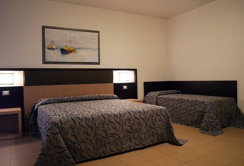 Номер Комфорт, Riva Marina Resort   Cdshotels