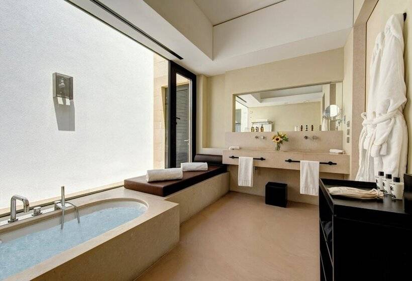 סוויטה, Verdura Resort