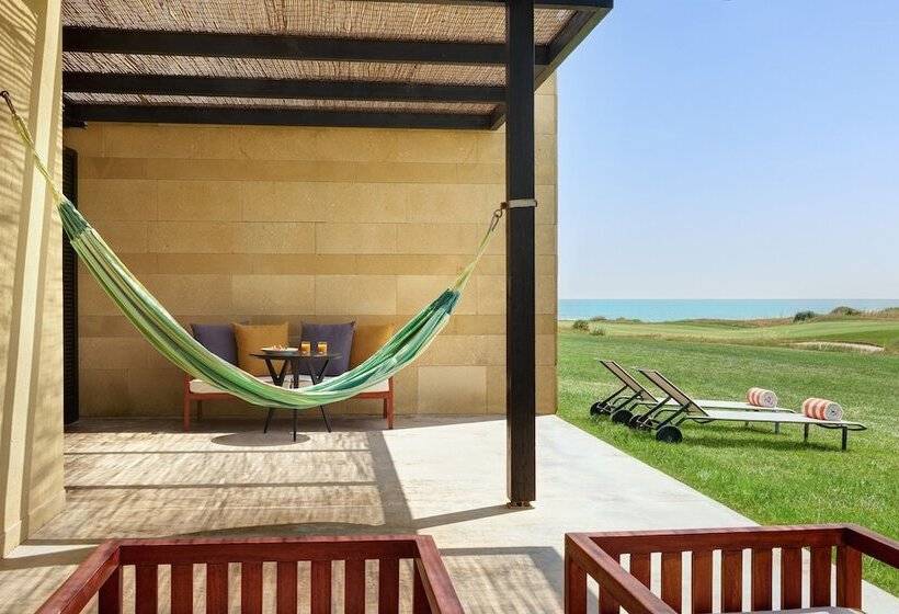 סוויטה, Verdura Resort