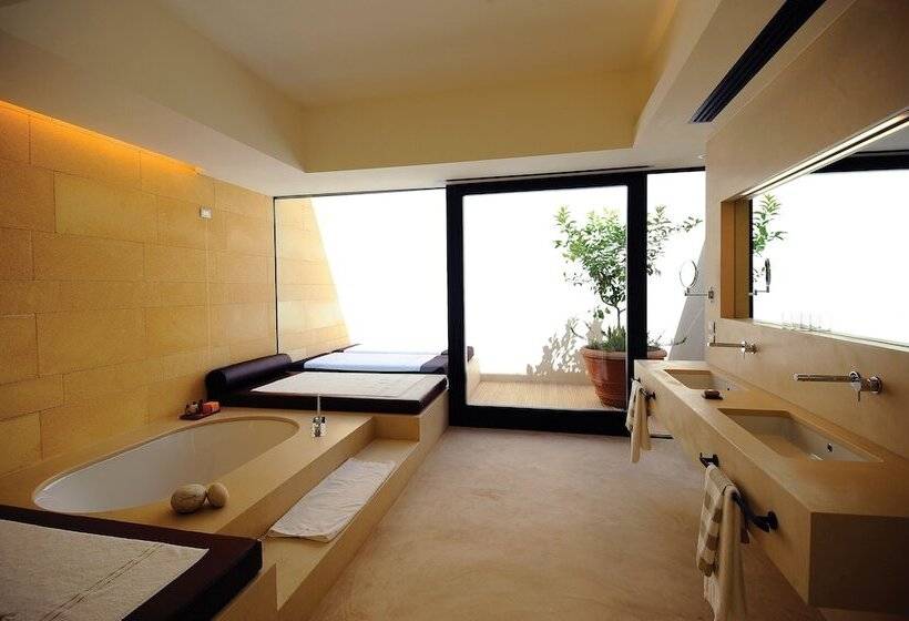 סוויטה, Verdura Resort