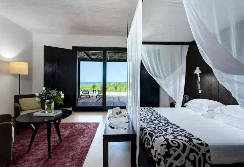 سوئیت جونیور با استخر, Verdura Resort