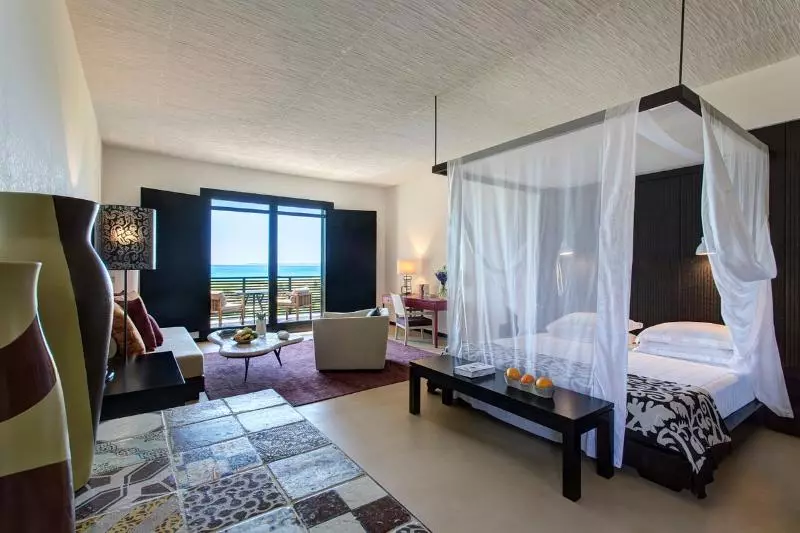 سوییت جونیور, Verdura Resort