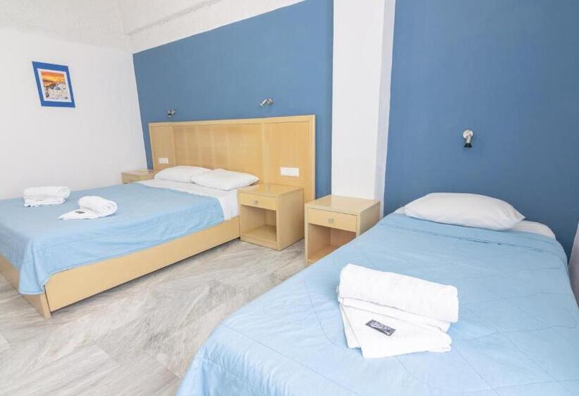 اتاق استاندارد سه نفره, Carlos Pension